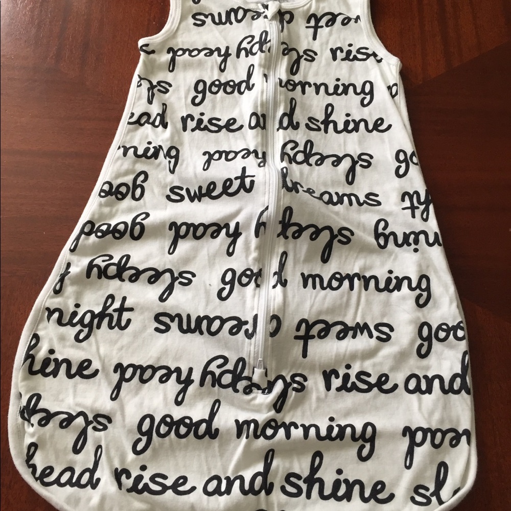 Kids nightwear size medium 6-12